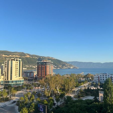 VlorëMartin Ferraj Rivieraアパートメント エクステリア 写真
